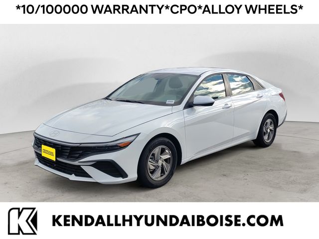 2025 Hyundai Elantra SE FWD