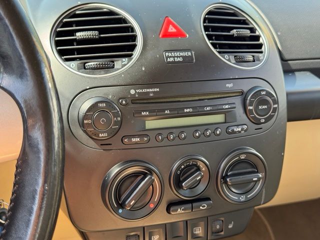 Used 2010 Volkswagen Beetle Hatchback