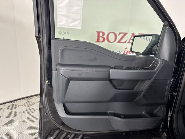 2025 Agate Black Metallic Ford F-150 XLT 4X4 Truck