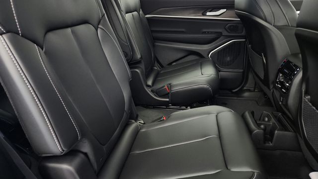 2026 Jeep Grand Cherokee L