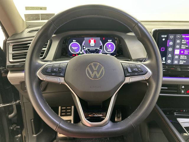 2024 Volkswagen Atlas 2.0T Peak Edition SE w/Technology Black at Sutliff Volkswagen