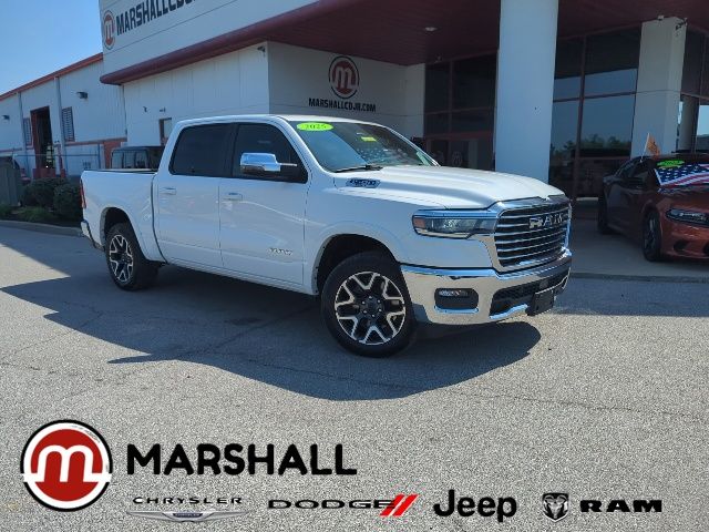 Bright White Clearcoat 2025 RAM 1500 Pickup Truck Four-Wheel Drive 8-Speed Automatic
