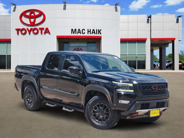 Super Black 2022 Nissan Frontier PRO-4X Crew Cab 4WD Pickup Truck Four-Wheel Drive 9-Speed Automatic