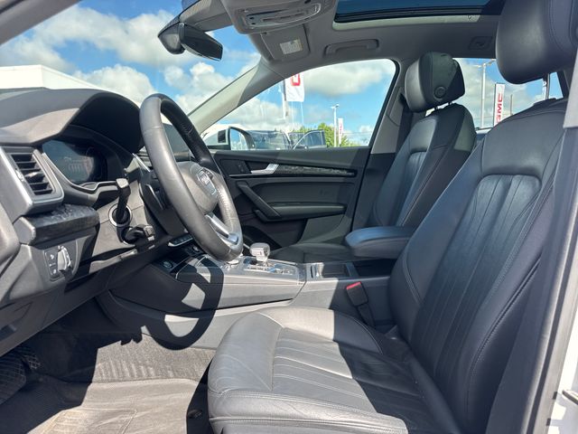 Used 2018 White Audi 2.0T image 11