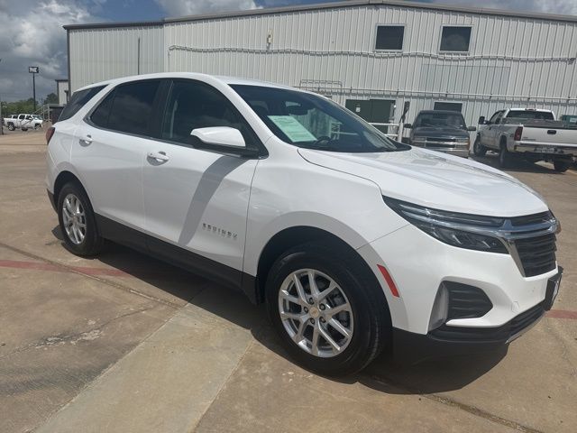 Summit White 2024 Chevrolet Equinox LT AWD with 1LT SUV / Crossover Four-Wheel Drive 6-Speed Automatic Overdrive