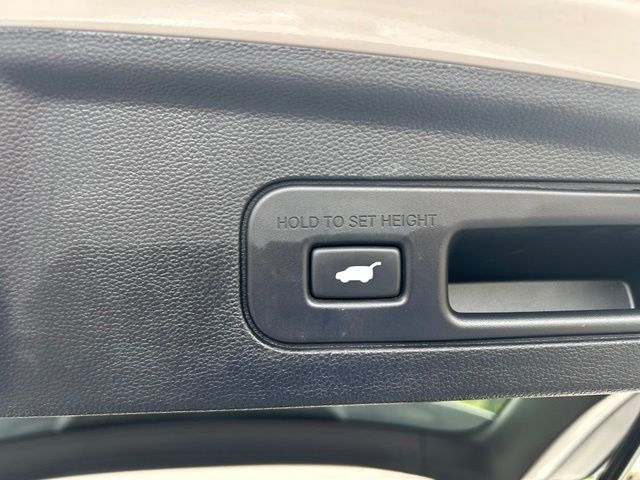 Used 2025 Acura MDX SUV