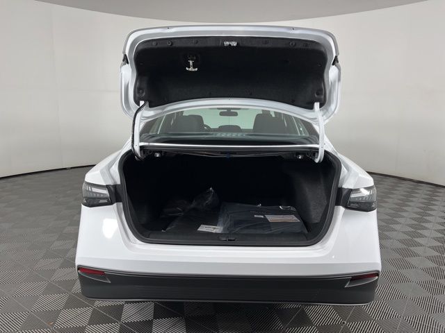 New 2026 White Nissan S image 40