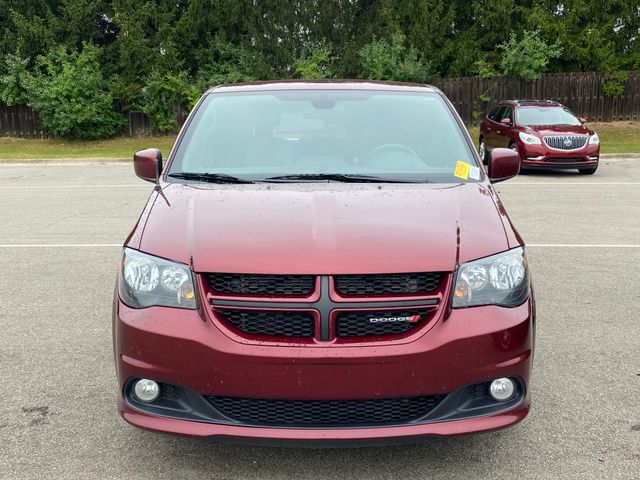 2020 Dodge Grand Caravan GT 2