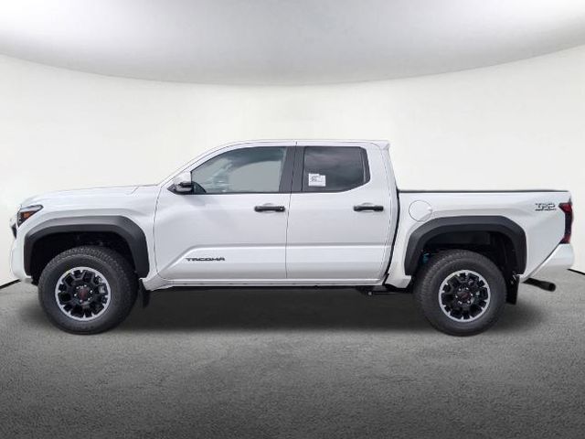 2024 Toyota Tacoma TRD Off-Road 8