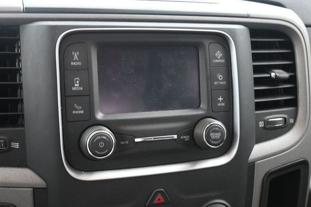 2024 Ram 1500 Classic Tradesman - 11