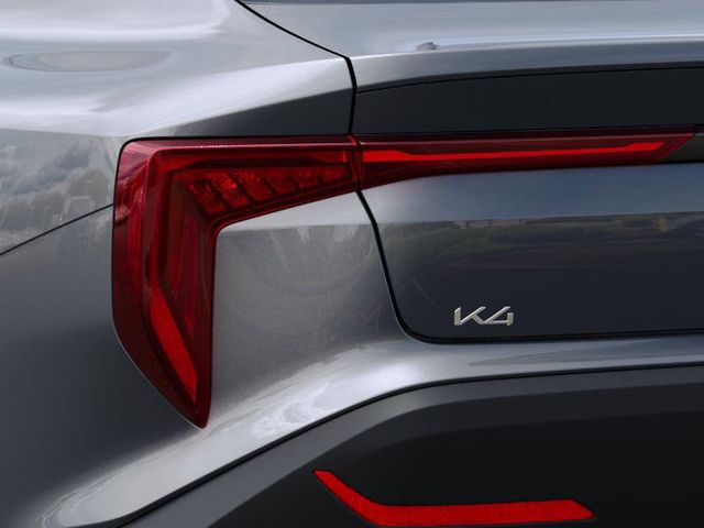 2025 Kia K4 LXS 11