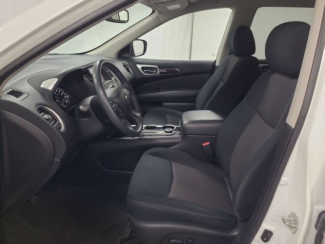 2018 – Nissan – Pathfinder