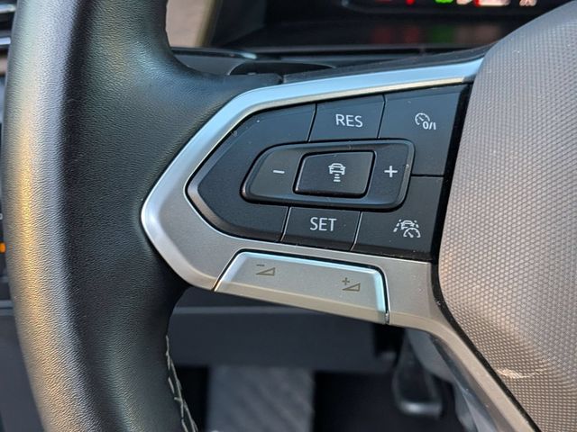 2025 Volkswagen Atlas SE w/Tech - Photo 19