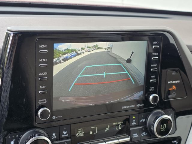 Used 2020 Toyota Highlander Hybrid SUV