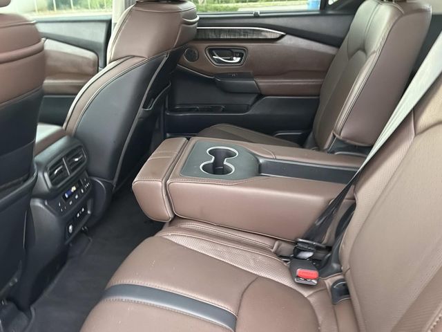 Used 2025 Honda Pilot SUV
