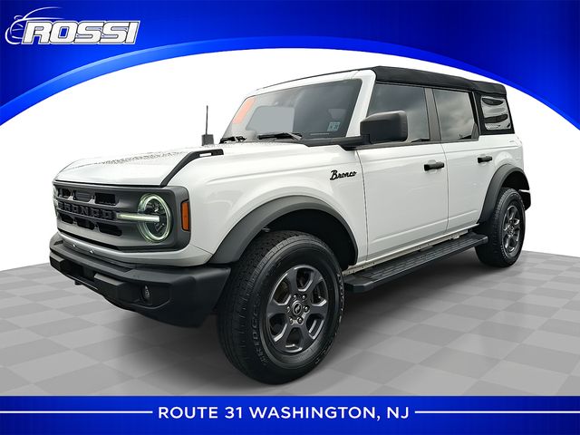 Oxford White 2023 Ford Bronco SUV / Crossover Four-Wheel Drive Automatic