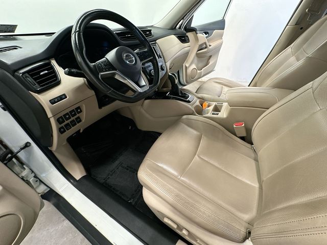 2018 Nissan Rogue SL White at Audi Porsche Sewickley