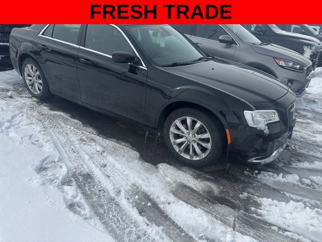 2018 Chrysler 300 Touring AWD