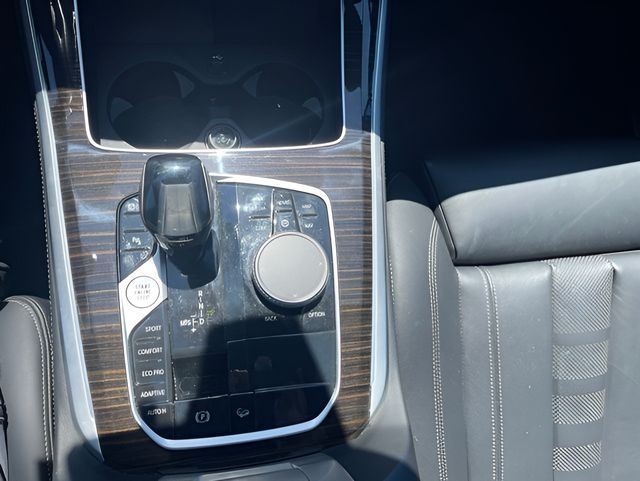 2021 BMW X5 40i - Photo 22