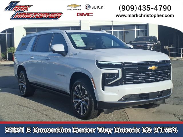 Polar White 2026 Chevrolet Suburban SUV / Crossover Four-Wheel Drive Automatic