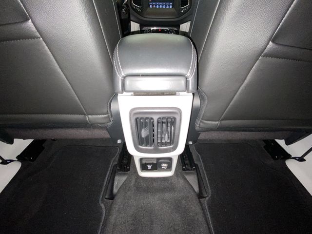 Used 2019 Blue Jeep Latitude image 29