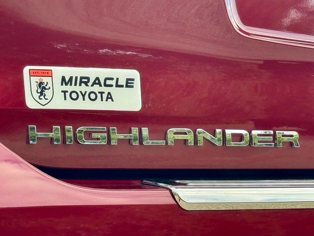 Used 2026 Toyota Highlander Hybrid SUV