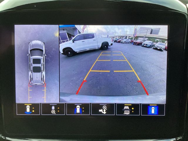 Used Car 2023 Chevrolet Traverse  Premier For Sale Under $35,000 In San Antonio, Texas