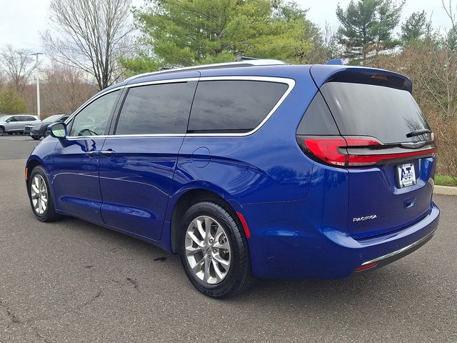 used 2021 Chrysler Pacifica car, priced at $23,498