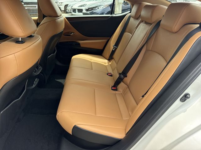 2025 Lexus ES - $46,998