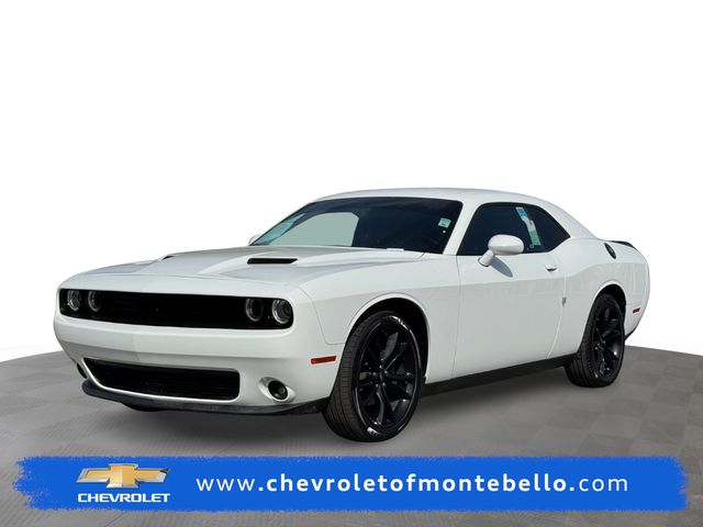 2018 Dodge Challenger SXT RWD