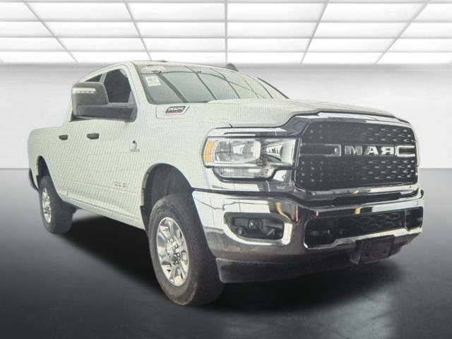 2024 RAM 2500 Big Horn Crew Cab 4WD
