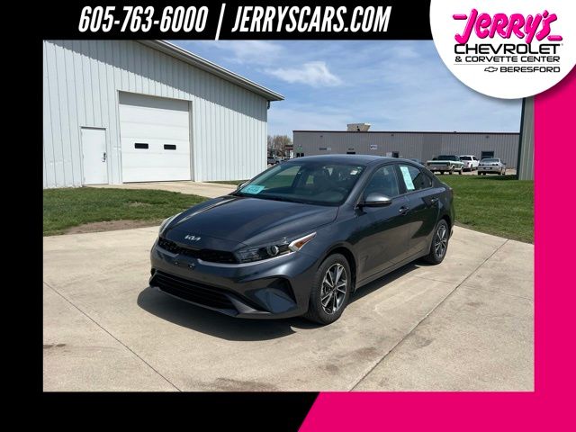 2024 Kia Forte LXS FWD