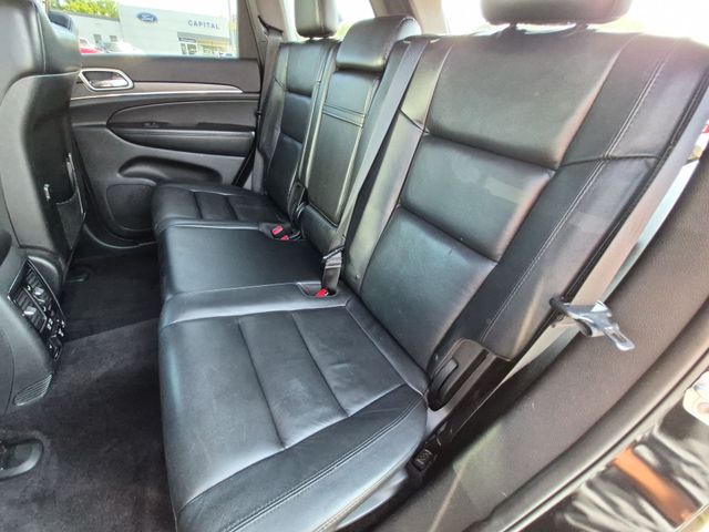 Used 2018 Black Jeep Limited image 29