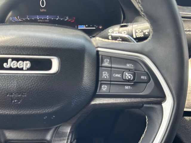 2023 Jeep Grand Cherokee Limited White at Classic Elite Chevrolet Sugar Land