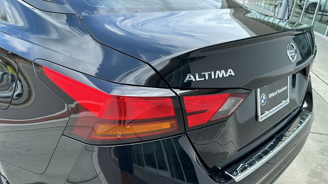 2022 Nissan Altima 2.5 SR 13