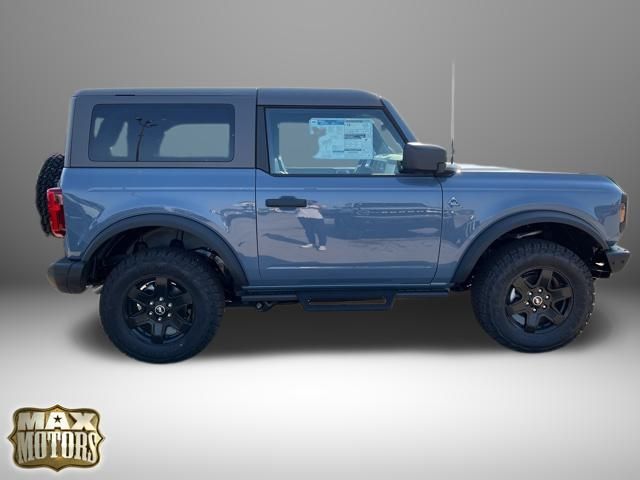 2024 Ford Bronco Black Diamond 13