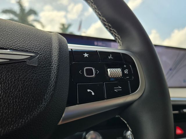 2027 Genesis Gv70