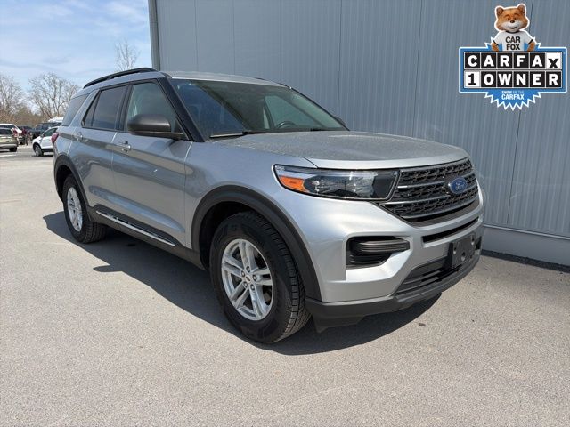 Iconic Silver Metallic 2023 Ford Explorer XLT AWD SUV / Crossover All-Wheel Drive Automatic