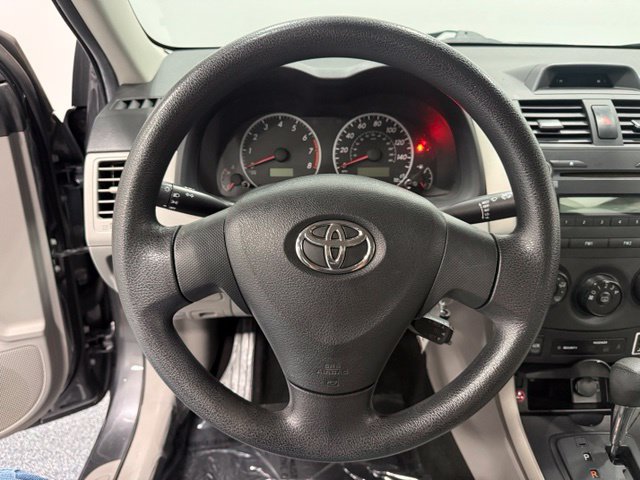 Used 2013 Gray Toyota L image 15