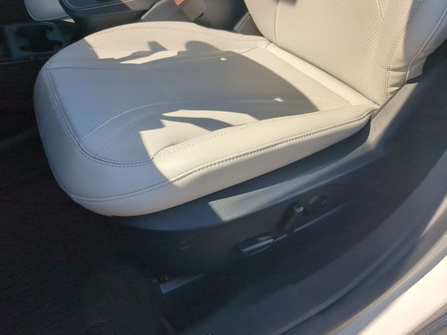 Used 2023 White Ford Premium image 25
