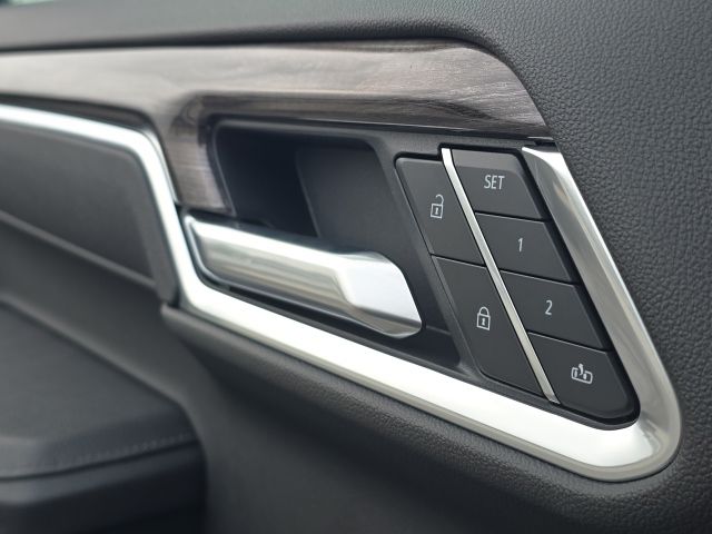 2025 Chevrolet Silverado 1500 LTZ:46392A