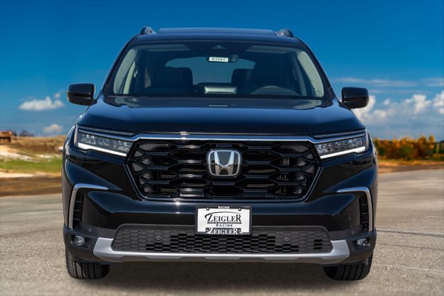 2025 Honda Pilot Touring 2