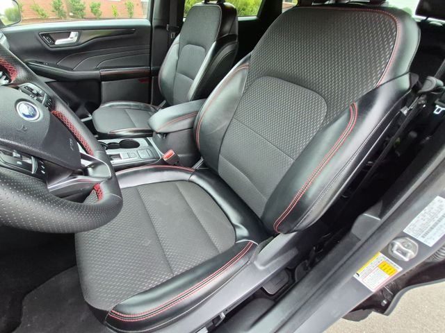 Used 2025 Gray Ford ST-Line image 27