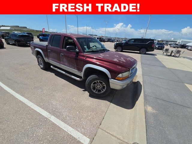 Red 2003 Dodge Dakota SLT Quad Cab 4WD Pickup Truck Four-Wheel Drive 4-Speed Automatic