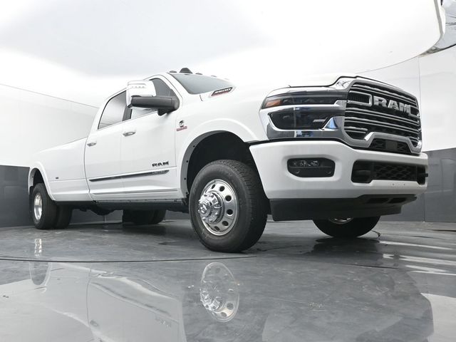 Bright White Clearcoat 2026 RAM 3500 Pickup Truck Four-Wheel Drive 8-Speed Automatic