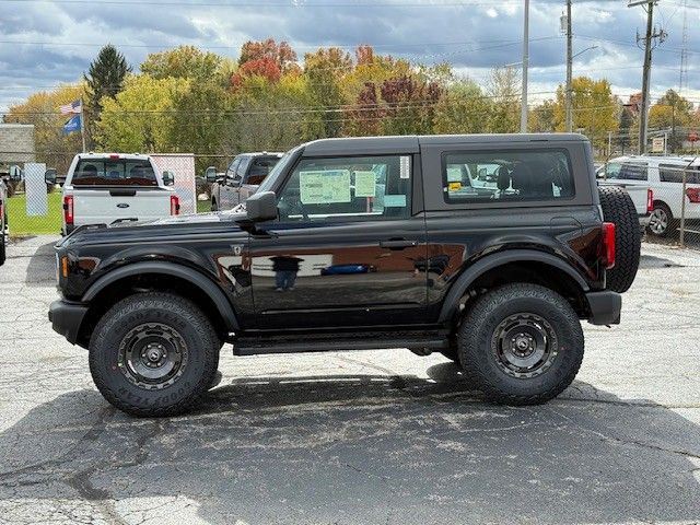 New 2025 Black Ford Base image 9