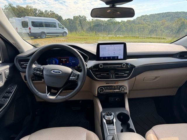 Used 2021 Red Ford SEL image 17