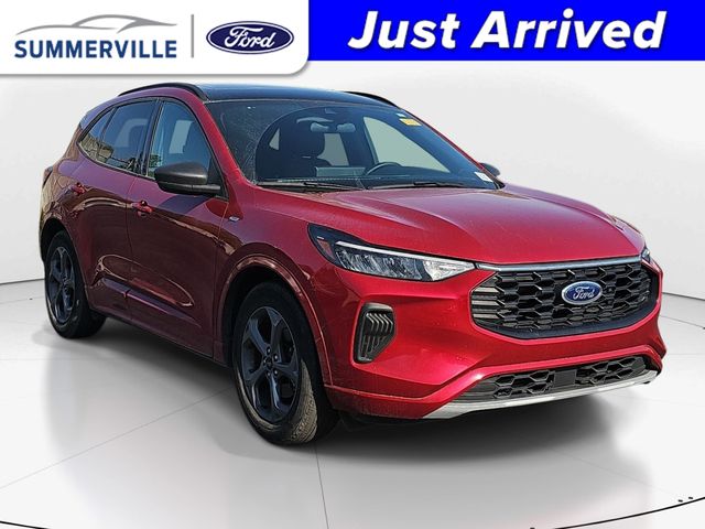 2023 Ford Escape ST-Line FWD