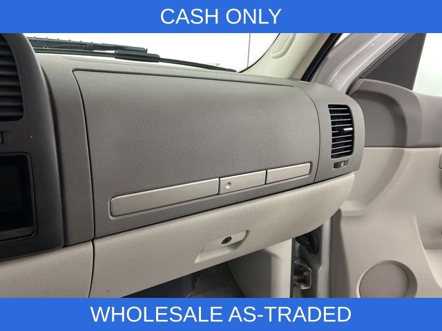2010 Sheer Silver Metallic GMC Sierra 1500 SLE RWD Truck