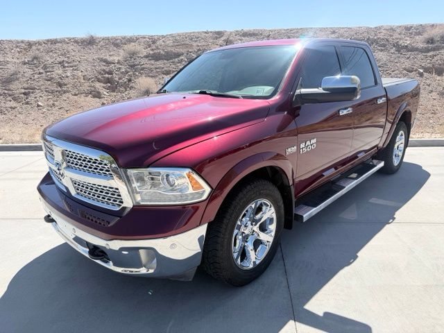 Delmonico Red Pearlcoat 2018 RAM 1500 Laramie Crew Cab 4WD Pickup Truck Four-Wheel Drive 8-Speed Automatic